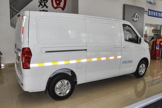 Changan Ruixing Em60 2022 China Brand Pure Electric Van Transporter 7 Seats 60kw Electric Delivery Van Used Car